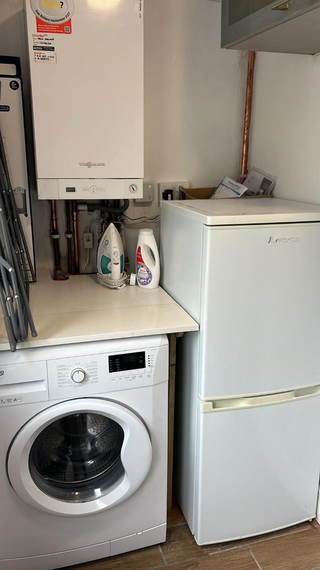 Newly Renovated 3 Bedroom House, 6 Beds With 2 Showers, Near University Town Centre Lancaster Exterior foto