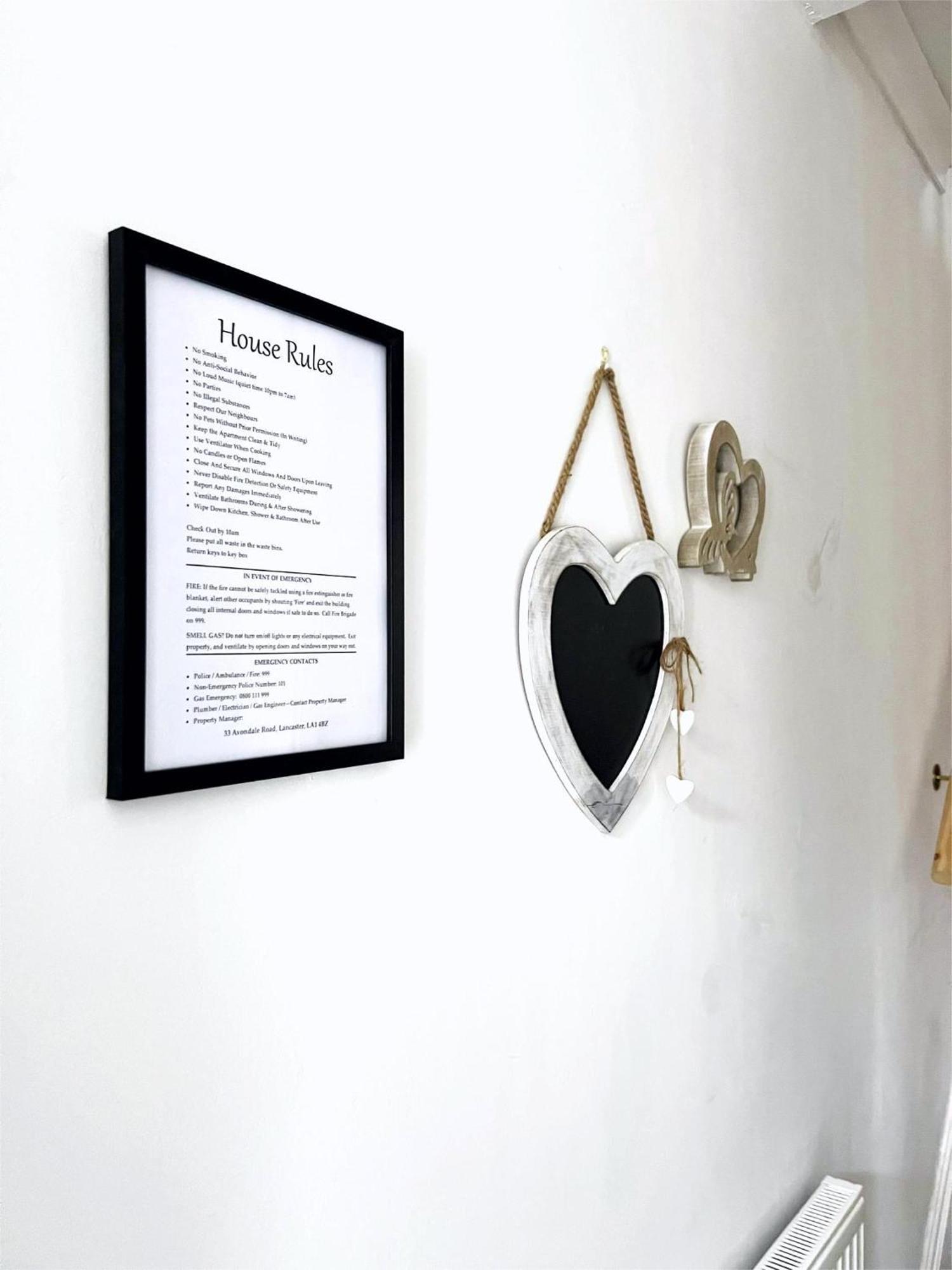 Newly Renovated 3 Bedroom House, 6 Beds With 2 Showers, Near University Town Centre Lancaster Exterior foto