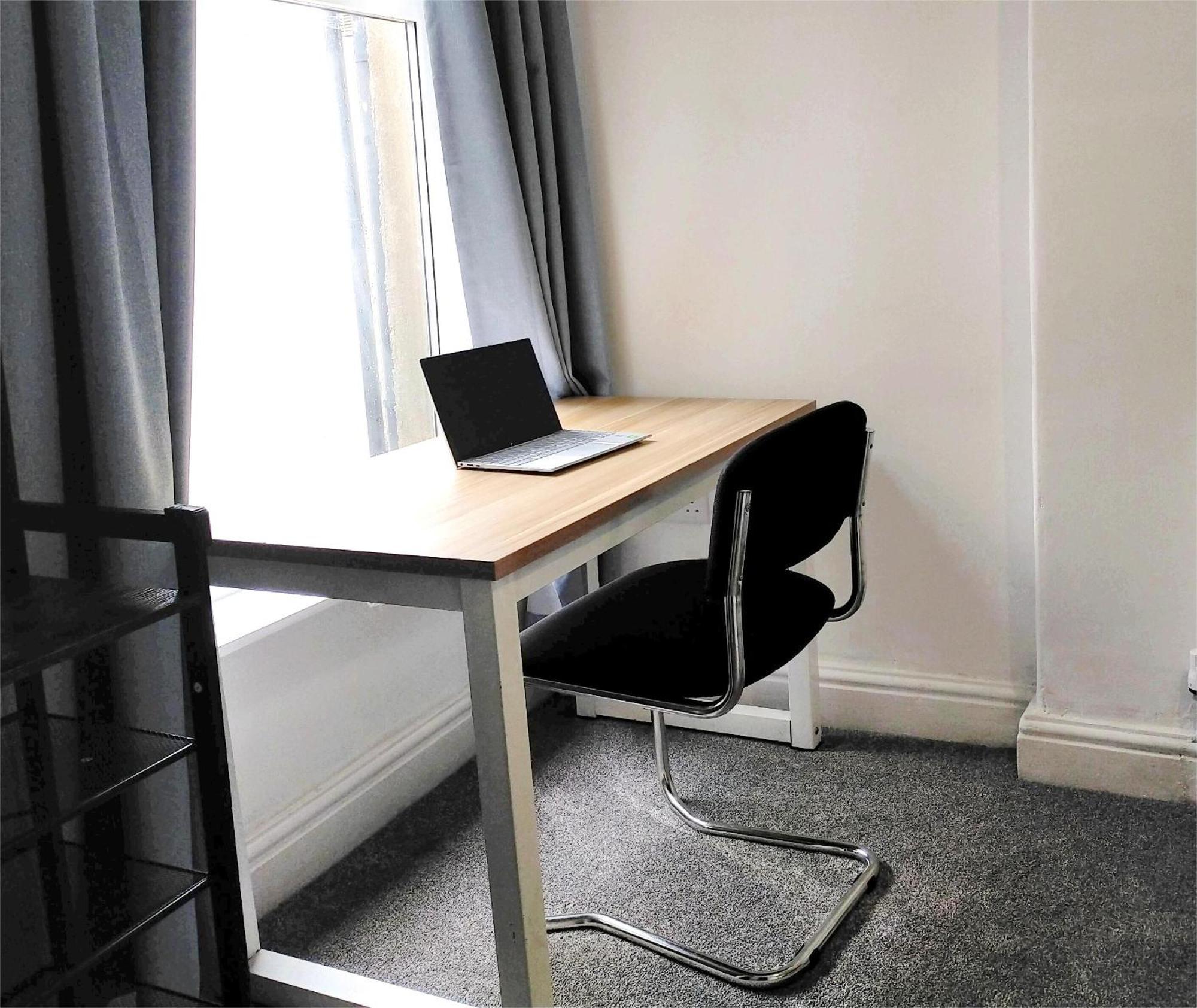 Newly Renovated 3 Bedroom House, 6 Beds With 2 Showers, Near University Town Centre Lancaster Exterior foto